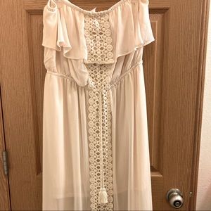 Women’s cream halter dress size XL